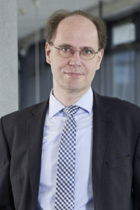 Portraitfoto Prof. Büttner